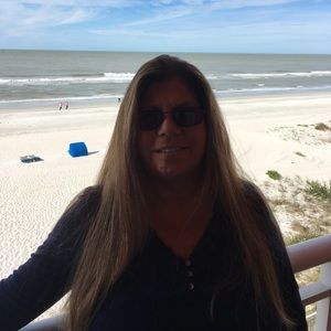 Meet your Posher, Robin